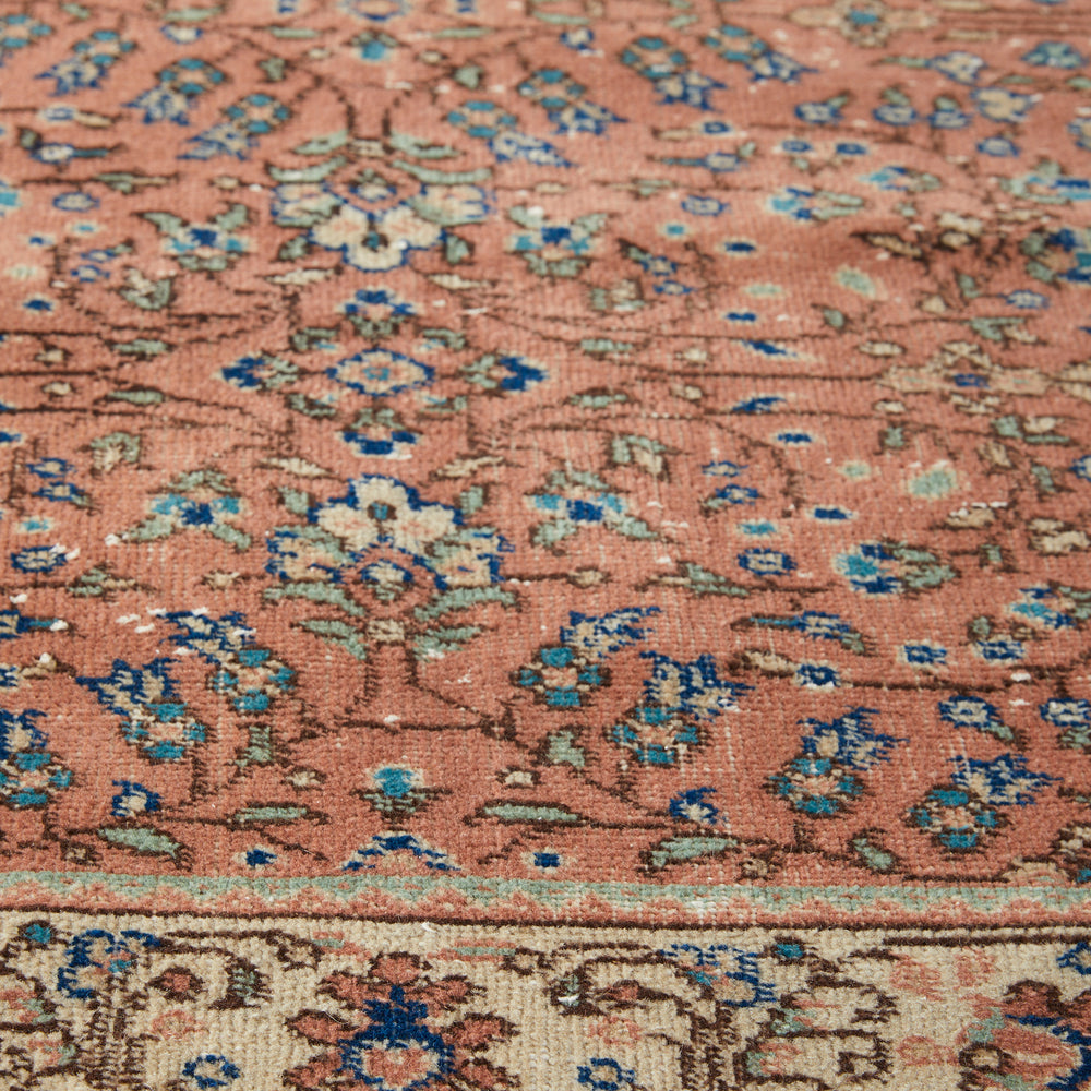 
                  
                    'Sedona' Vintage Persian Rug - 3'10" x 6'6" - Canary Lane - Curated Textiles
                  
                