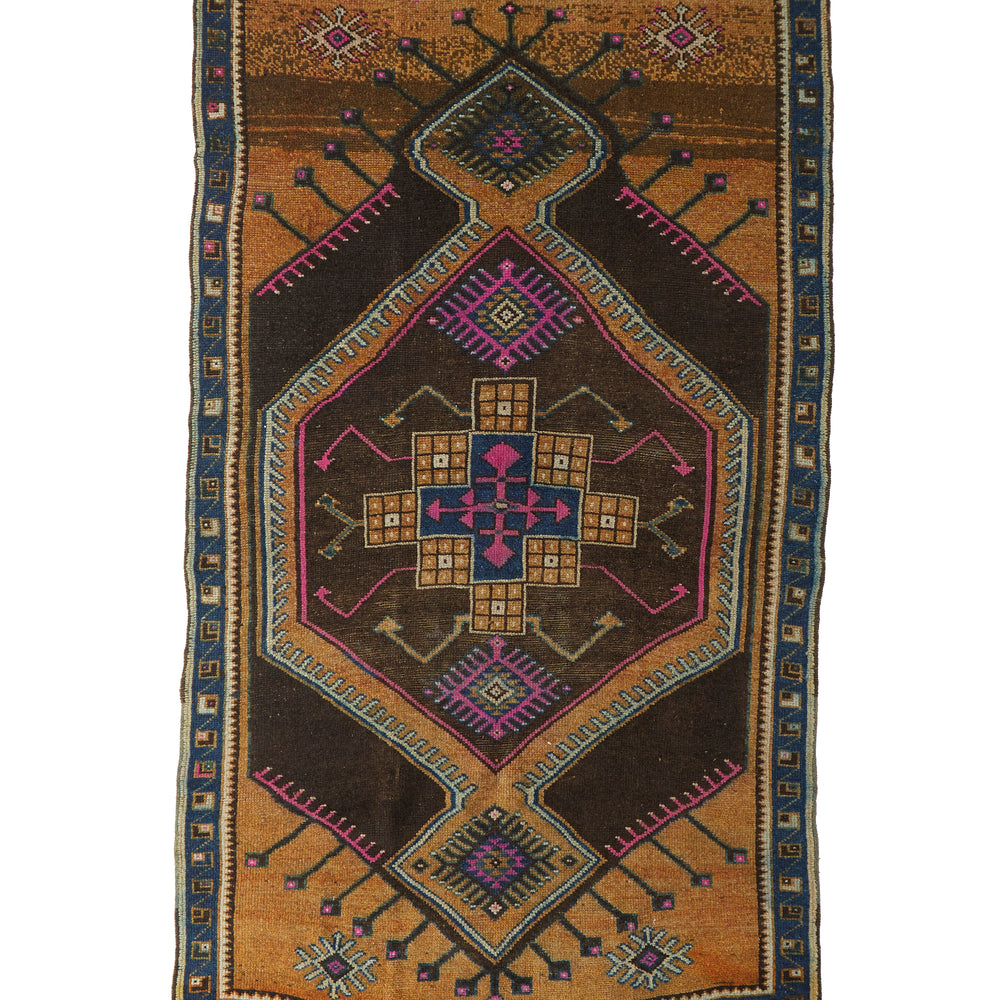 
                  
                    'Leo' Turkish Vintage Area Rug - 5'9" x 11'8" - Canary Lane - Curated Textiles
                  
                