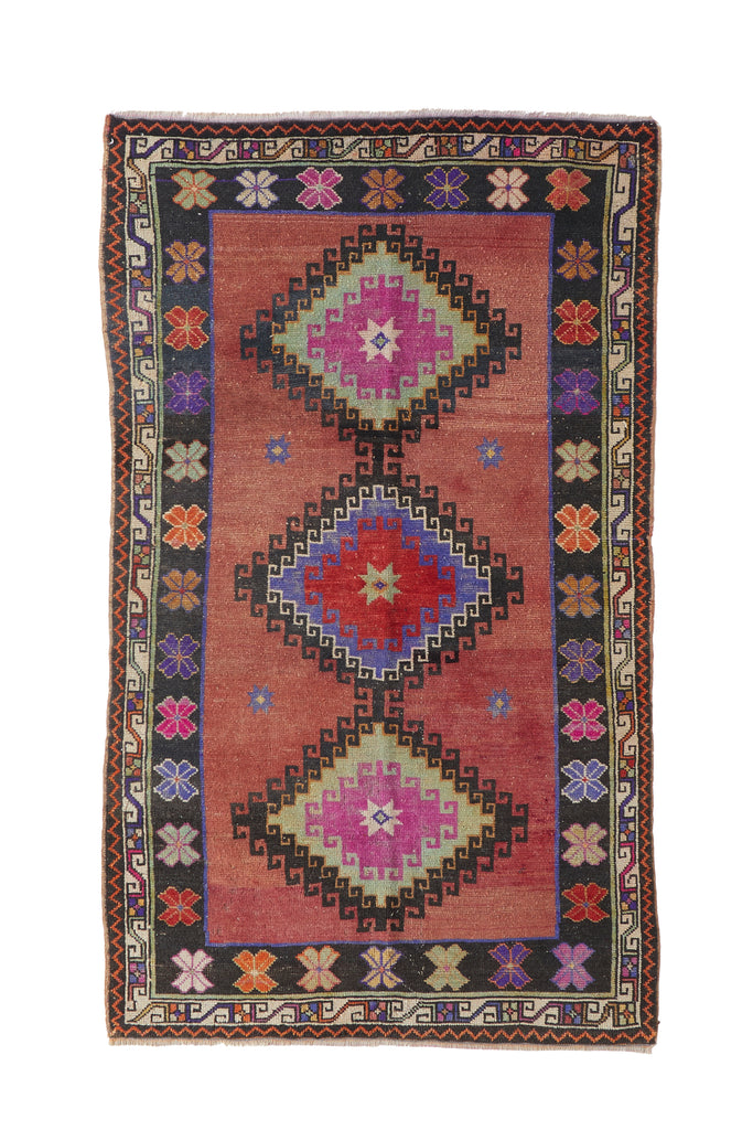 'Gemini' Turkish Vintage Area Rug - 3'11" x 6'8" - Canary Lane - Curated Textiles