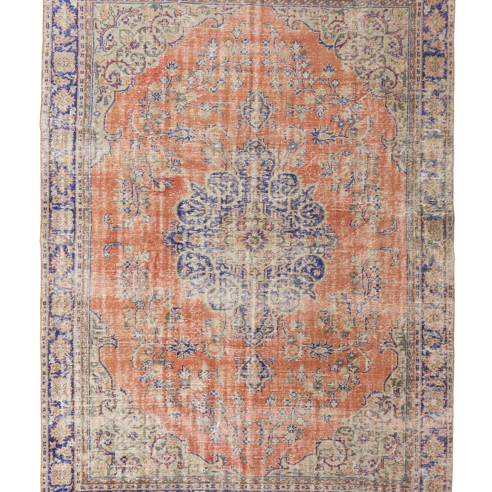'Sagittarius' Turkish Vintage Area Rug - 7'10" x 11'2" - Canary Lane - Curated Textiles