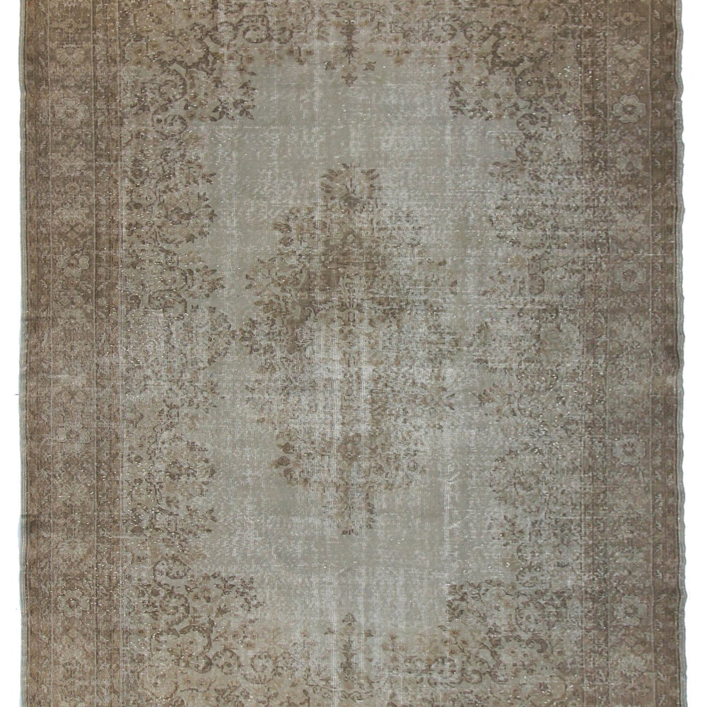 
                  
                    'Harper' Vintage Rug - 7'3" x 10'5" - Canary Lane - Curated Textiles
                  
                